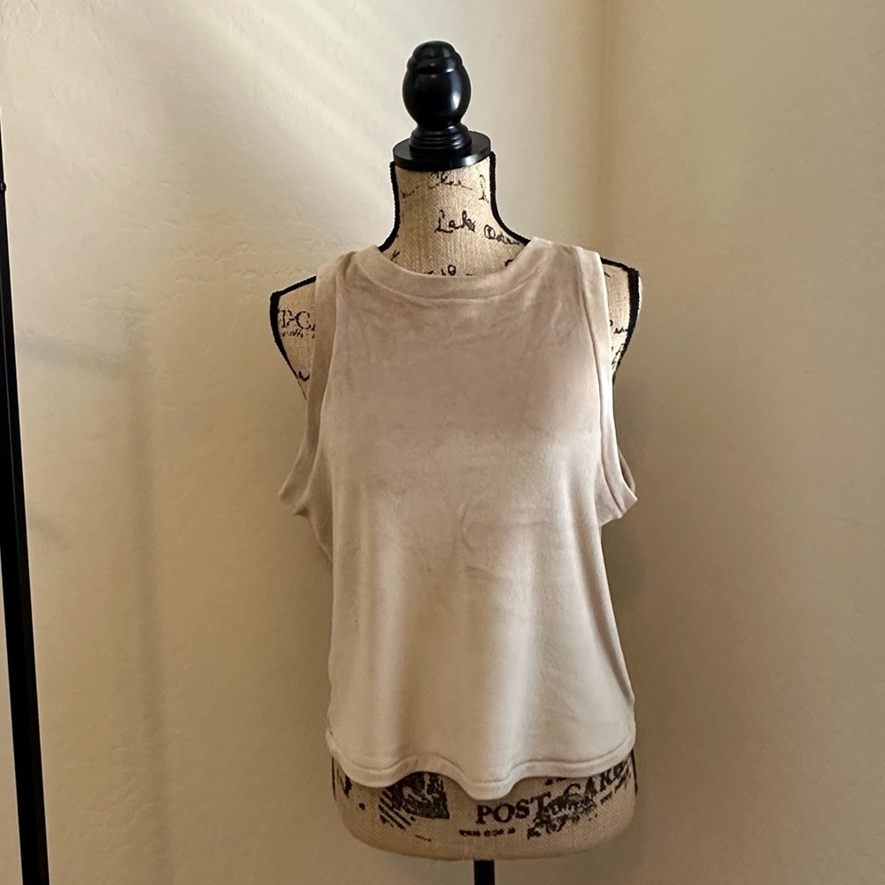 SKIMS Velvety Tank Top in Light Beige
